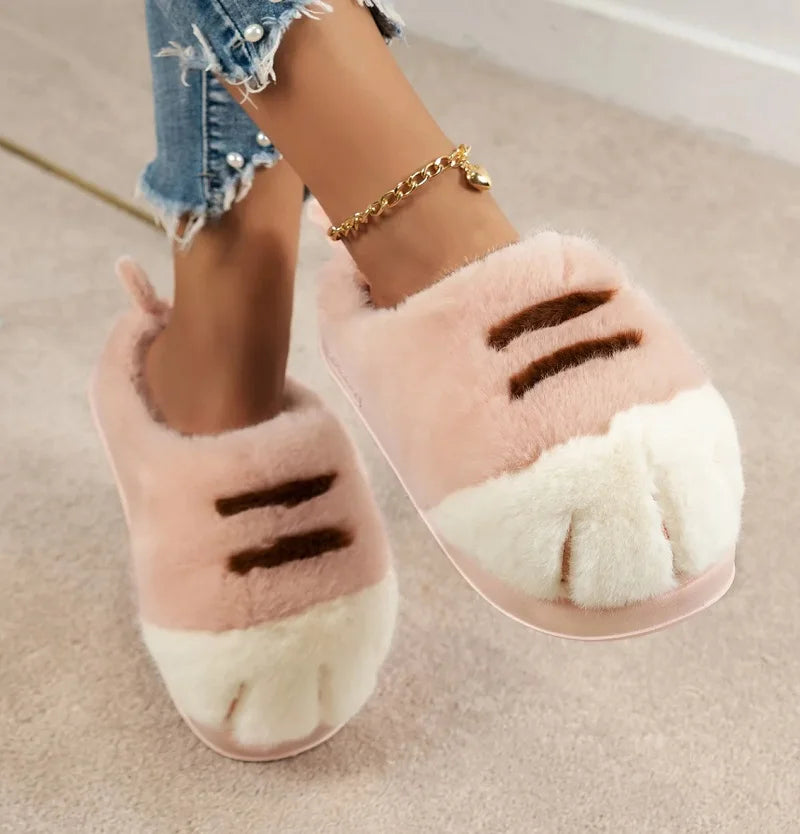 Adorable Kitty Claw Furry Slippers 🐾